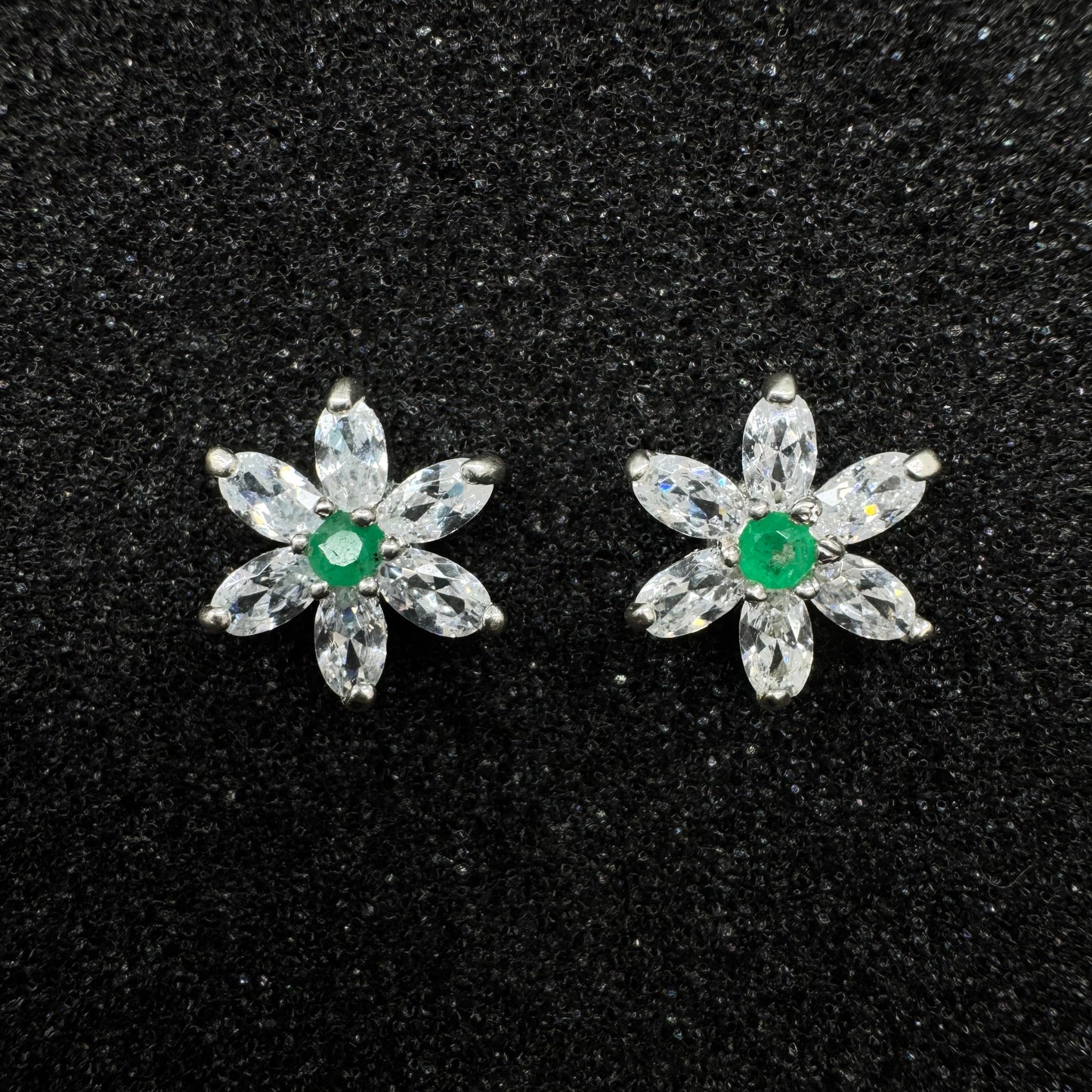 Aretes Flor de Margarita