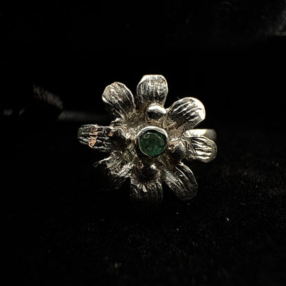 Anillo Flor Silvestre Hecho a Mano
