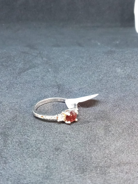 Anillo Granate - Fuego íntimo - joyería artesanal FACET