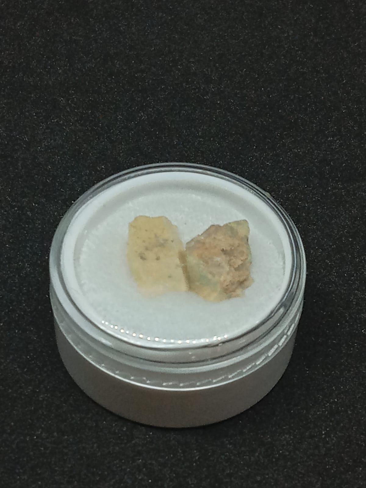 Gema Ópalo natural - Bruma luminosa - joyería artesanal FACET
