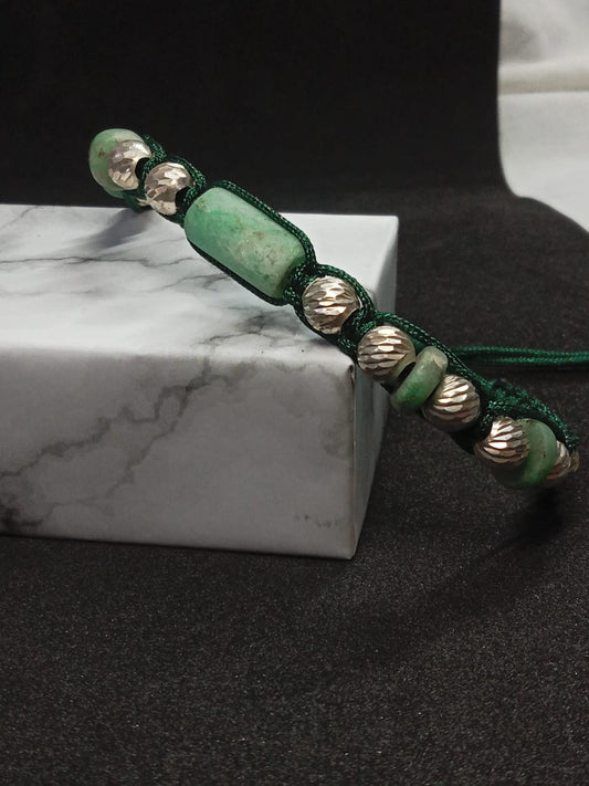 Pulsera Tejida Esmeralda en Bruto - Luz de origen - joyería artesanal FACET