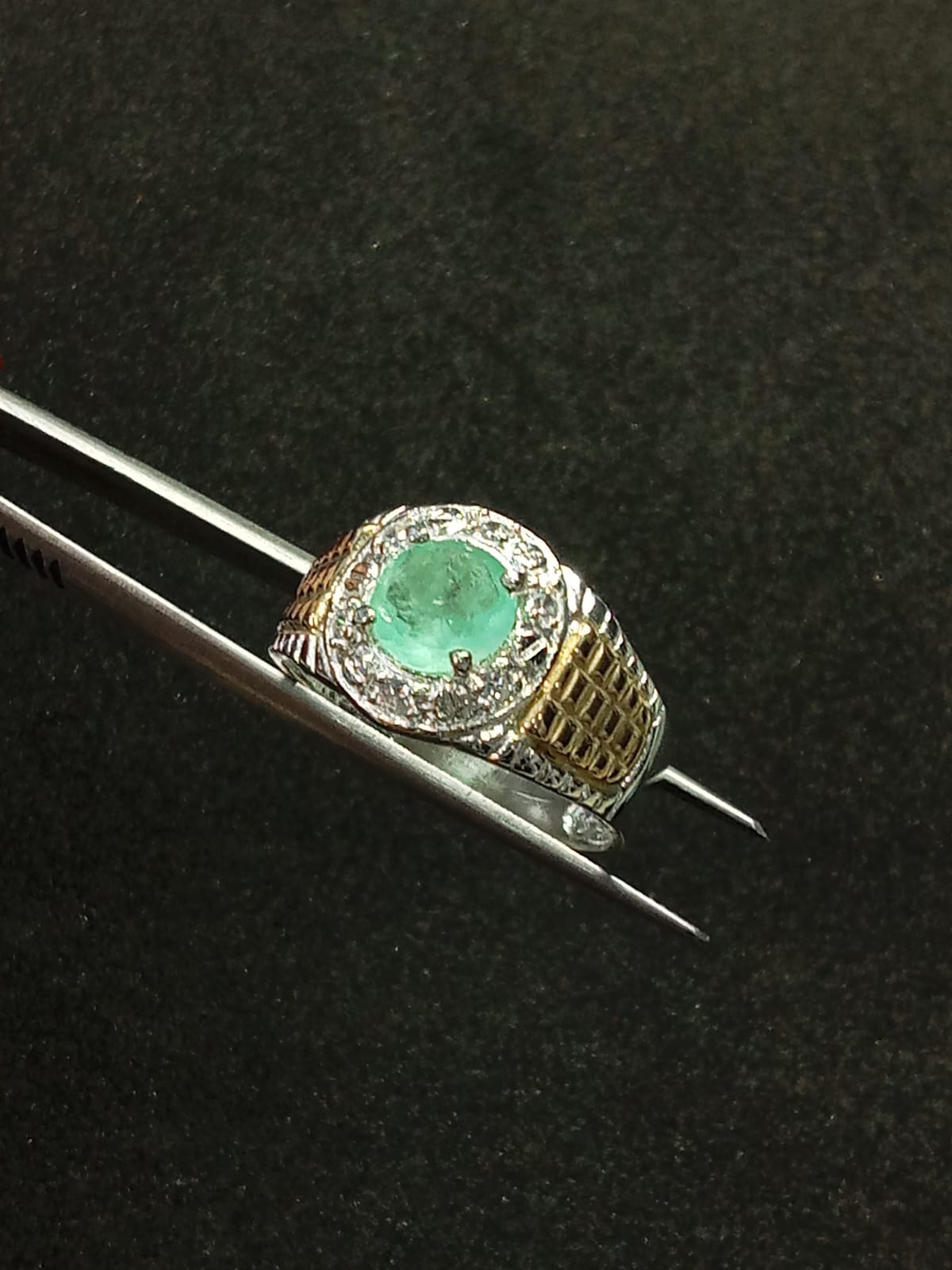 Anillo Esmeralda Media en Oro y Plata - Luz de origen - joyería artesanal FACET