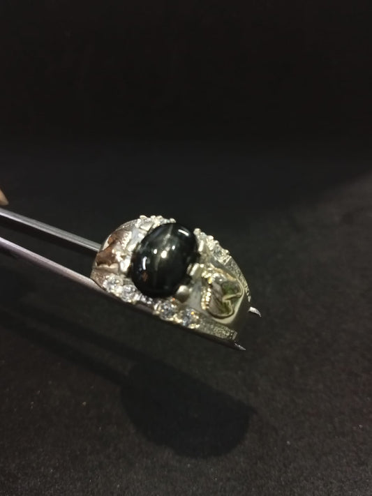 Anillo Zafiro Black Star - Noche profunda - joyería artesanal FACET